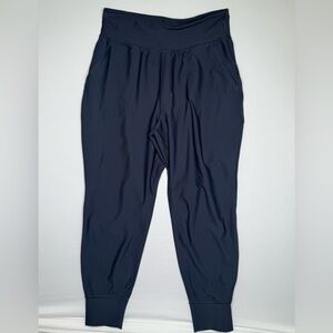 Women large Old Navy Performance Jogger Pants in Navy Blue deep pockets tapered